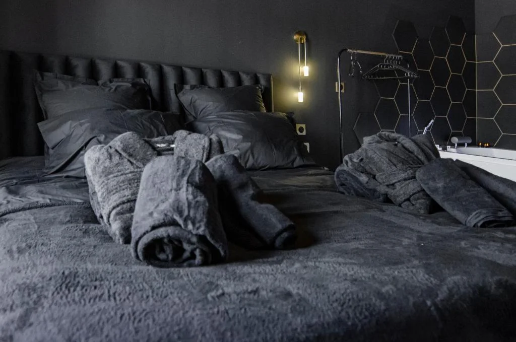 Suite Balneo Hammam Noire et Or — photo 2